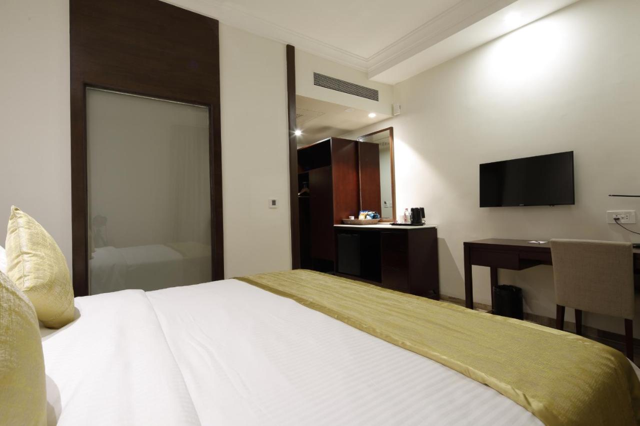 Regenta Inn Ranip Ahmedabad Ngoại thất bức ảnh