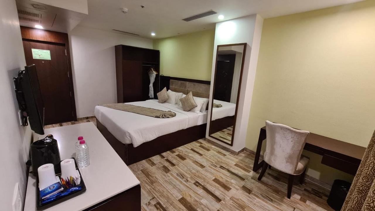 Regenta Inn Ranip Ahmedabad Ngoại thất bức ảnh