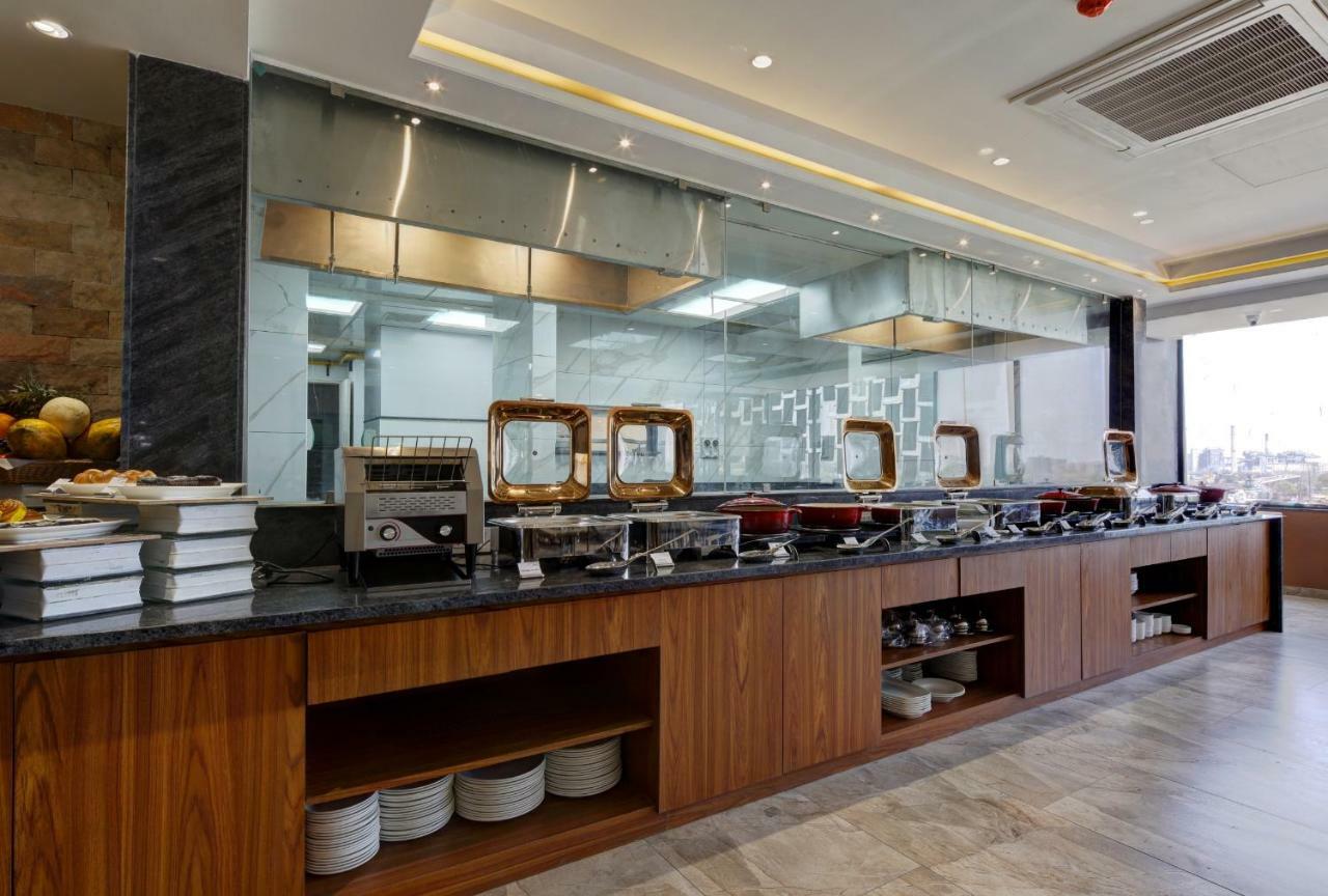 Regenta Inn Ranip Ahmedabad Ngoại thất bức ảnh