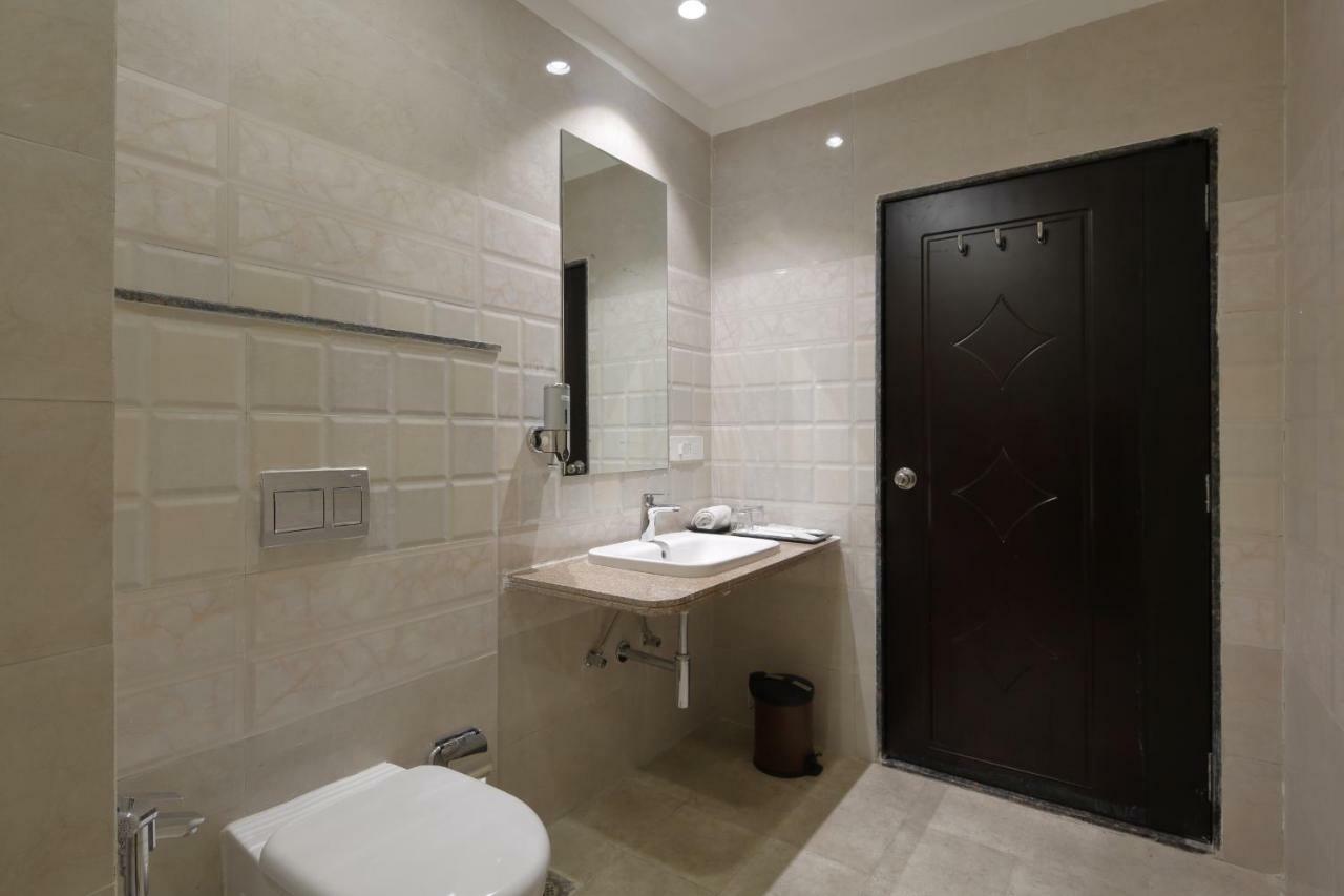 Regenta Inn Ranip Ahmedabad Ngoại thất bức ảnh