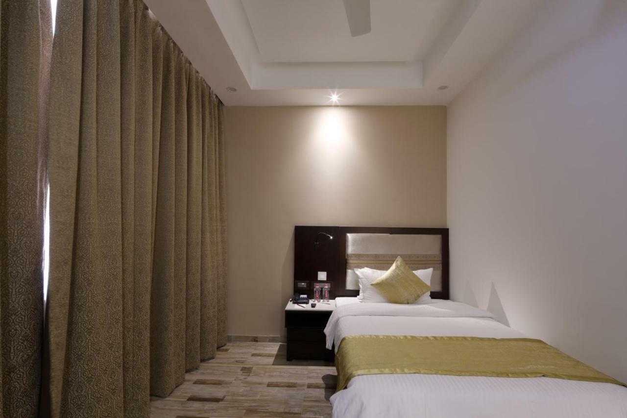 Regenta Inn Ranip Ahmedabad Ngoại thất bức ảnh