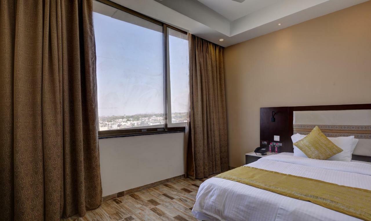 Regenta Inn Ranip Ahmedabad Ngoại thất bức ảnh